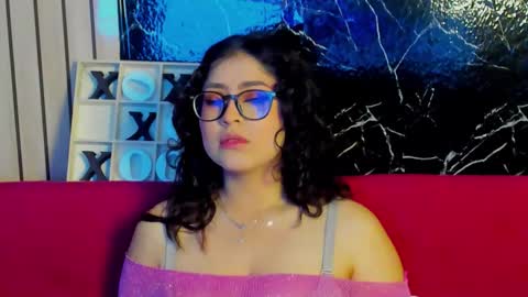 Snapshot of violette_velle chatting on February 2026 12:56:01 PM violette_velle online show from February 2026 12:56:01 PM