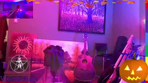 Violette online show from October 2025 01:18:02 PM