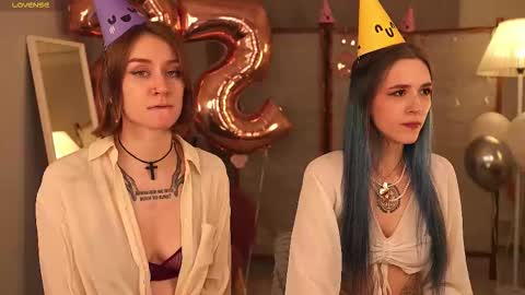 violettessa online show from November 2025 02:17:01 PM