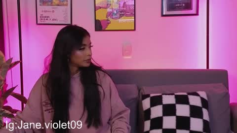 Violet online show from September 2025 01:29:01 AM