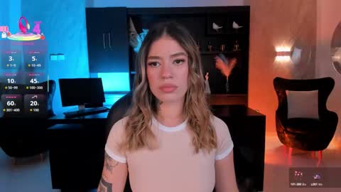 Violett  online show from September 2025 06:24:02 PM