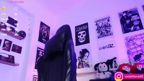 Violeta online show from January 2025 11:48:01 PM