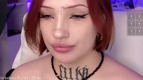 Snapshot of violetvio1ator chatting on April 2026 05:42:02 PM Dommy mommy online show from April 2026 05:42:02 PM