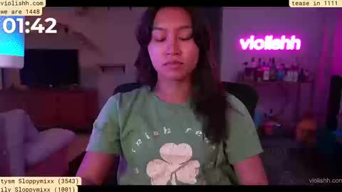 follow me on twitter violishh and ig violishh  online show from September 2025 12:54:02 AM