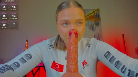 Violla online show from December 2024 11:22:02 AM