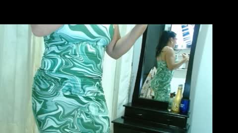 Snapshot of viollet_28 chatting on December 2024 12:21:02 AM violeta online show from December 2024 12:21:02 AM