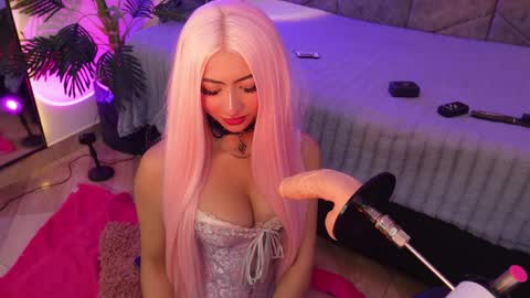 Snapshot of viollettebylyly chatting on April 2026 01:30:01 PM viollettebylyly online show from April 2026 01:30:01 PM