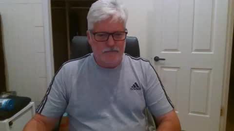 viper654321 online show from October 2025 07:42:01 AM