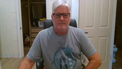 Snapshot of viper654321 chatting on April 2026 07:17:01 AM viper654321 online show from April 2026 07:17:01 AM