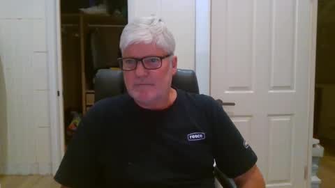 Snapshot of viper654321 chatting on April 2026 07:35:01 AM viper654321 online show from April 2026 07:35:01 AM