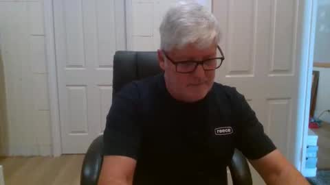 Snapshot of viper654321 chatting on April 2026 04:37:01 AM viper654321 online show from April 2026 04:37:01 AM