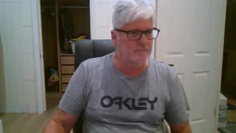 Snapshot of viper654321 chatting on April 2026 07:50:01 AM viper654321 online show from April 2026 07:50:01 AM