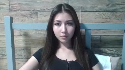 Snapshot of virgi_hicks chatting on October 2025 05:33:02 PM Virginia online show from October 2025 05:33:02 PM