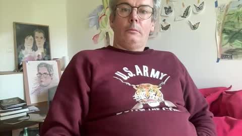 virgile73 online show from November 2025 02:52:02 PM