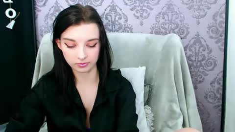 Snapshot of virgiluna chatting on January 2026 08:36:01 PM VirginLuna online show from January 2026 08:36:01 PM