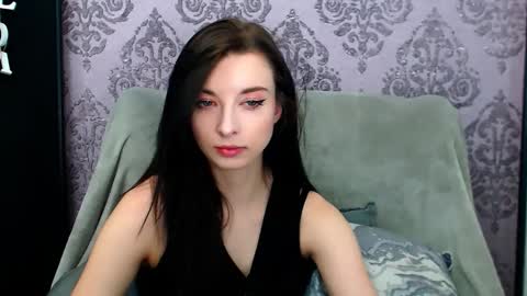 Snapshot of virgiluna chatting on April 2026 04:24:02 PM VirginLuna online show from April 2026 04:24:02 PM
