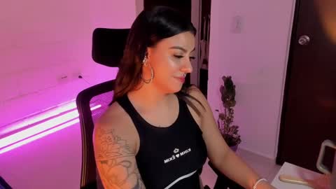 Snapshot of virtual111_ chatting on January 2025 10:23:01 PM Lu online show from January 2025 10:23:01 PM