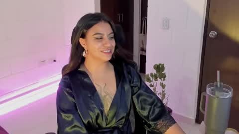 Snapshot of virtual111_ chatting on January 2025 04:54:01 AM Lu online show from January 2025 04:54:01 AM