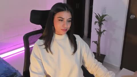 Snapshot of virtual111_ chatting on February 2025 02:56:02 AM Lu online show from February 2025 02:56:02 AM