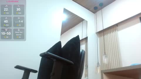 Sofia online show from September 2025 12:27:02 PM