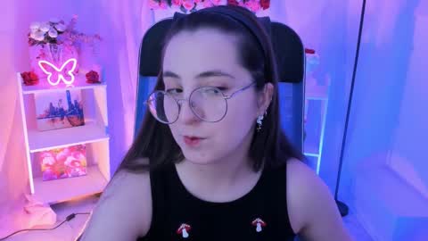 Snapshot of virtualvoyant chatting on October 2025 04:57:02 AM your love online show from October 2025 04:57:02 AM