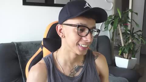 VITO BENZ online show from October 2025 04:24:02 PM