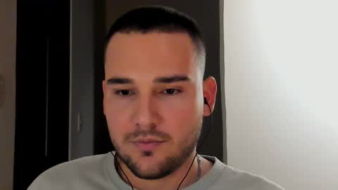 Vito Ferrer online show from January 2025 02:08:01 AM