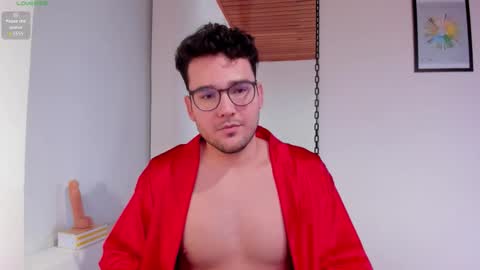 Vito Ferrer online show from October 2025 01:37:01 PM