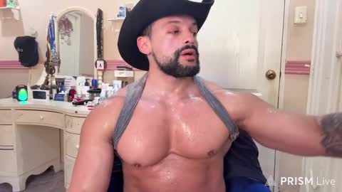 vitto_hammer5758 online show from March 2026 06:54:01 PM