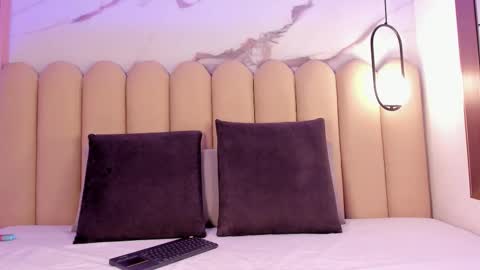 Vttoria online show from December 2025 01:28:02 PM