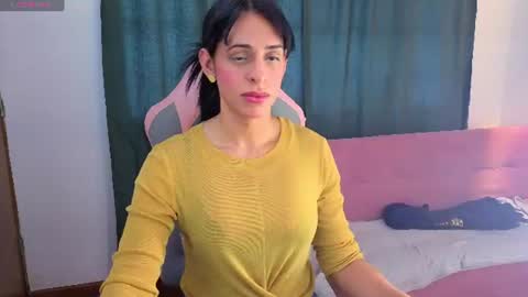 Snapshot of vittoria_lombardi07 chatting on June 2026 09:45:01 PM VITTORIA online show from June 2026 09:45:01 PM