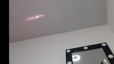 vittoria online show from February 2025 02:18:01 AM