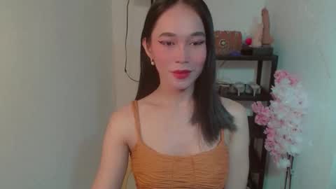 Snapshot of vivahotbabessandra chatting on June 2026 04:55:01 PM SANDRA GOING YOU online show from June 2026 04:55:01 PM