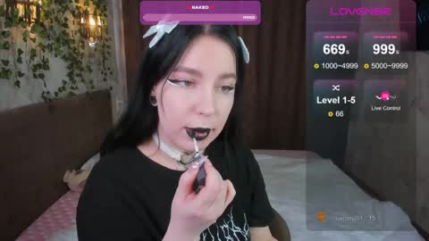 Vivi   online show from February 2025 06:40:01 AM