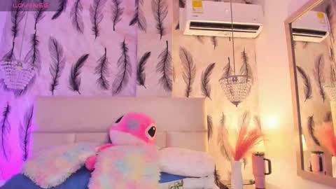 Viviana  online show from February 2026 12:40:02 AM