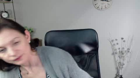 Snapshot of vivian_dream chatting on January 2025 11:02:01 AM Vivian online show from January 2025 11:02:01 AM