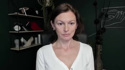 Snapshot of vivian_dream chatting on September 2025 08:16:02 AM Vivian online show from September 2025 08:16:02 AM