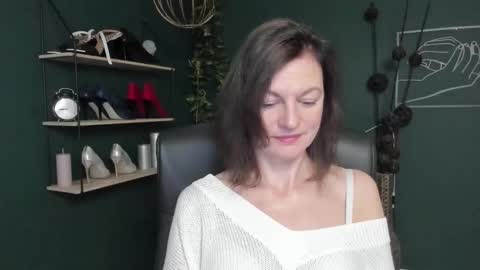 Snapshot of vivian_dream chatting on September 2025 06:29:02 AM Vivian online show from September 2025 06:29:02 AM