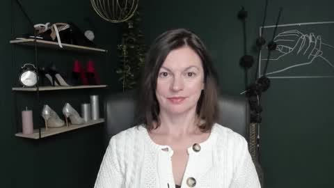 Snapshot of vivian_dream chatting on October 2025 07:51:01 AM Vivian online show from October 2025 07:51:01 AM