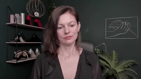 Snapshot of vivian_dream chatting on November 2025 07:51:02 AM Vivian online show from November 2025 07:51:02 AM