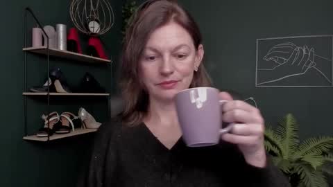 Snapshot of vivian_dream chatting on November 2025 07:36:02 AM Vivian online show from November 2025 07:36:02 AM