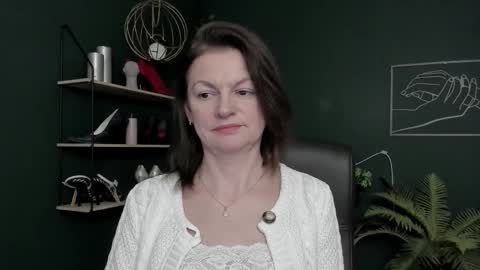 Vivian online show from February 2026 07:04:01 AM