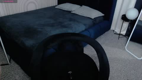 Vivian Evans online show from January 2025 01:08:01 AM