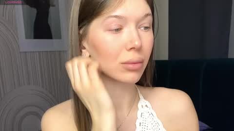 Vivian Evans online show from February 2025 01:03:02 AM