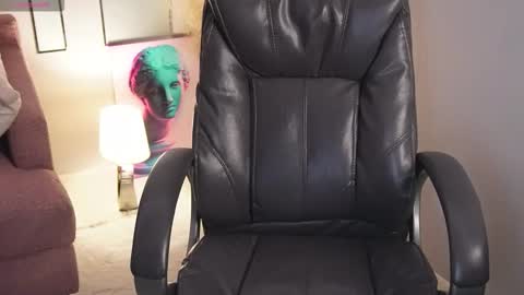 Snapshot of vivian_evans_ chatting on March 2026 12:50:02 AM Vivian Evans online show from March 2026 12:50:02 AM