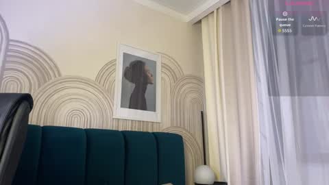 Snapshot of vivian_evans_ chatting on March 2026 02:15:02 AM Vivian Evans online show from March 2026 02:15:02 AM