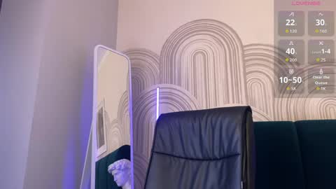 Snapshot of vivian_evans_ chatting on March 2026 01:07:02 AM Vivian Evans online show from March 2026 01:07:02 AM