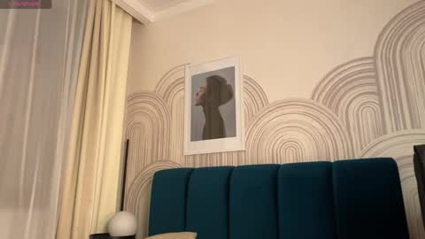 Snapshot of vivian_evans_ chatting on April 2026 12:52:01 AM Vivian Evans online show from April 2026 12:52:01 AM