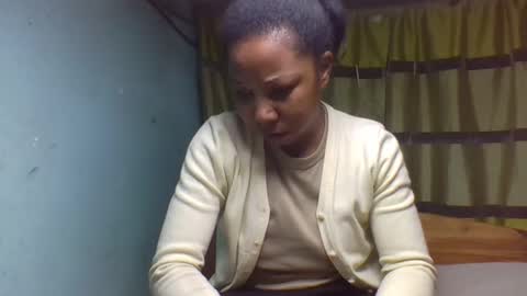 viviane0812 online show from September 2025 10:42:01 PM