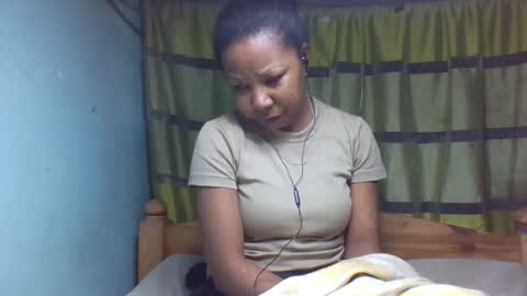 viviane0812 online show from September 2025 05:04:02 PM